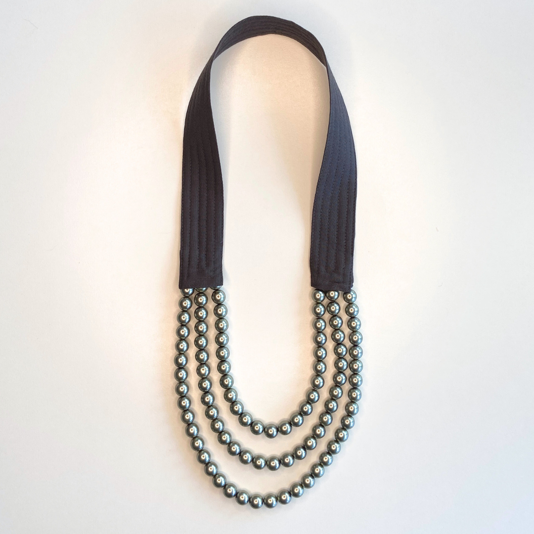 
                  
                    OOAK The Collar - Green/Grey Pearls
                  
                