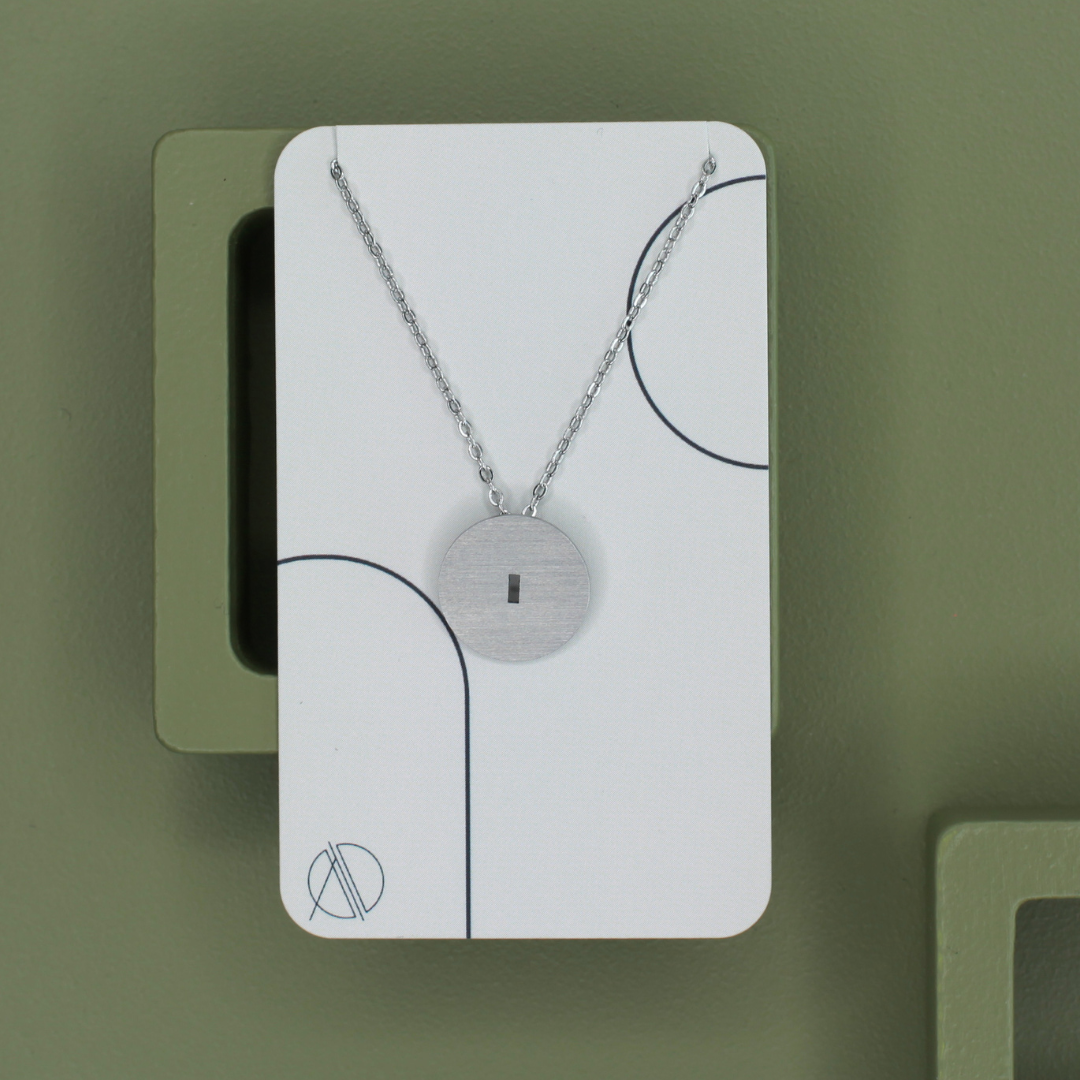 
                  
                    clé pendant
                  
                
