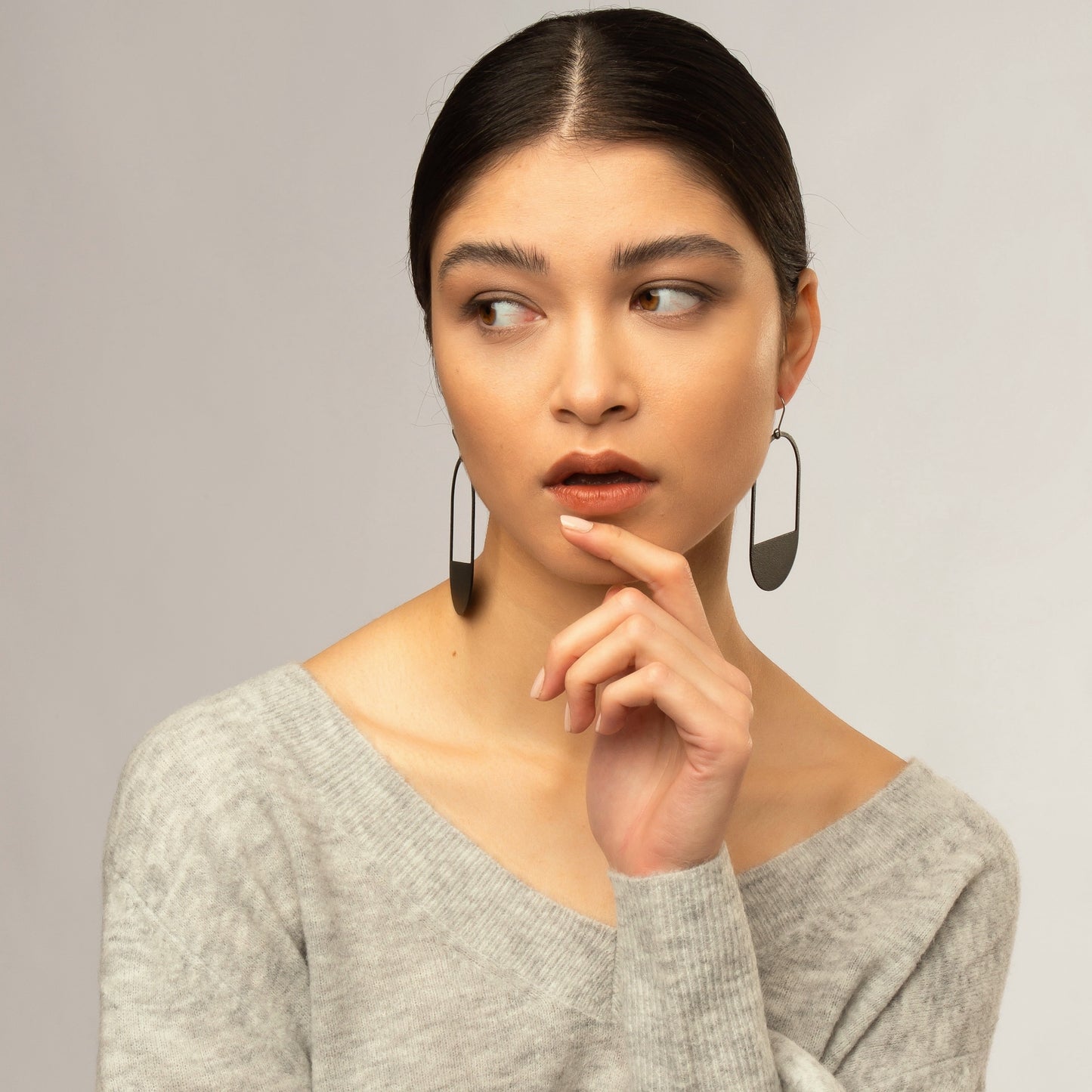 
                  
                    bruges earrings - 2 colours
                  
                