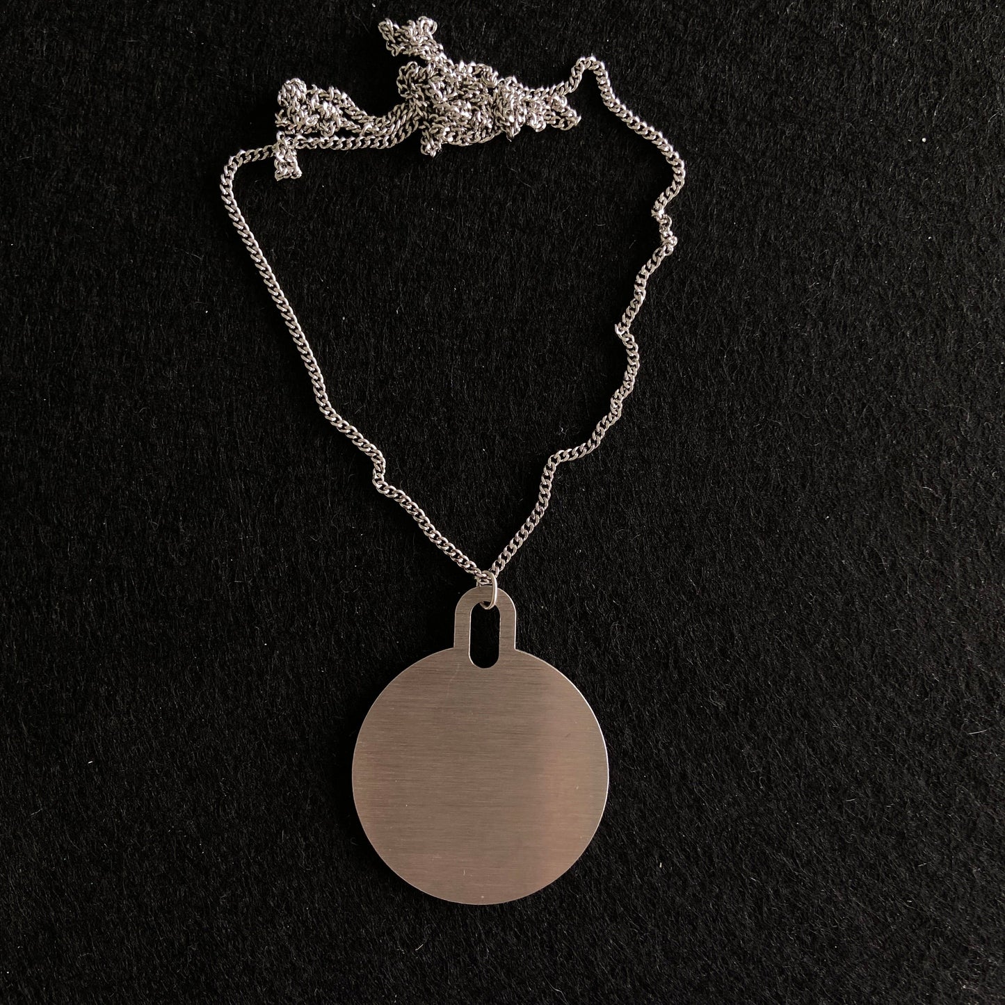 
                  
                    padlock pendant
                  
                