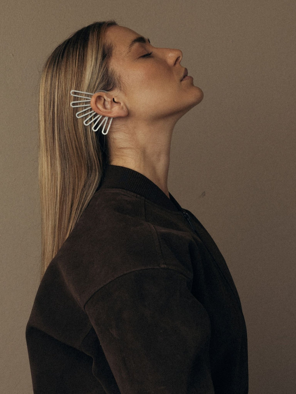 Lyon Ear Hook