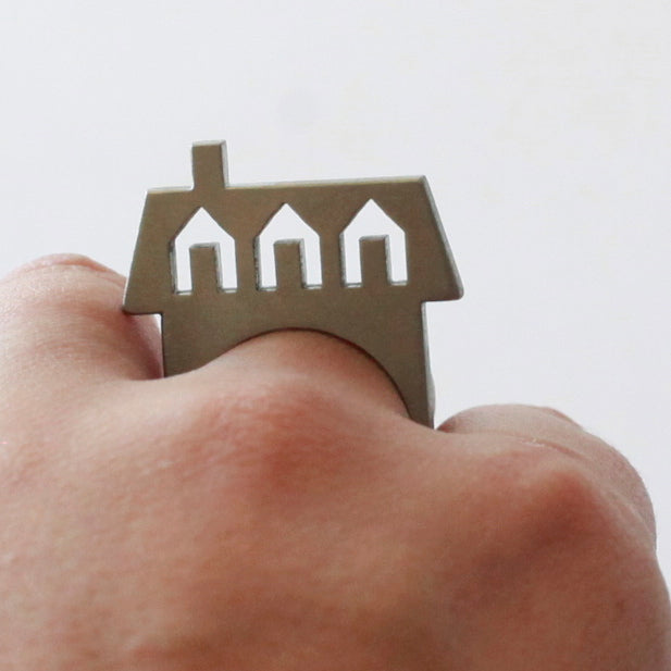 
                  
                    cottage ring
                  
                