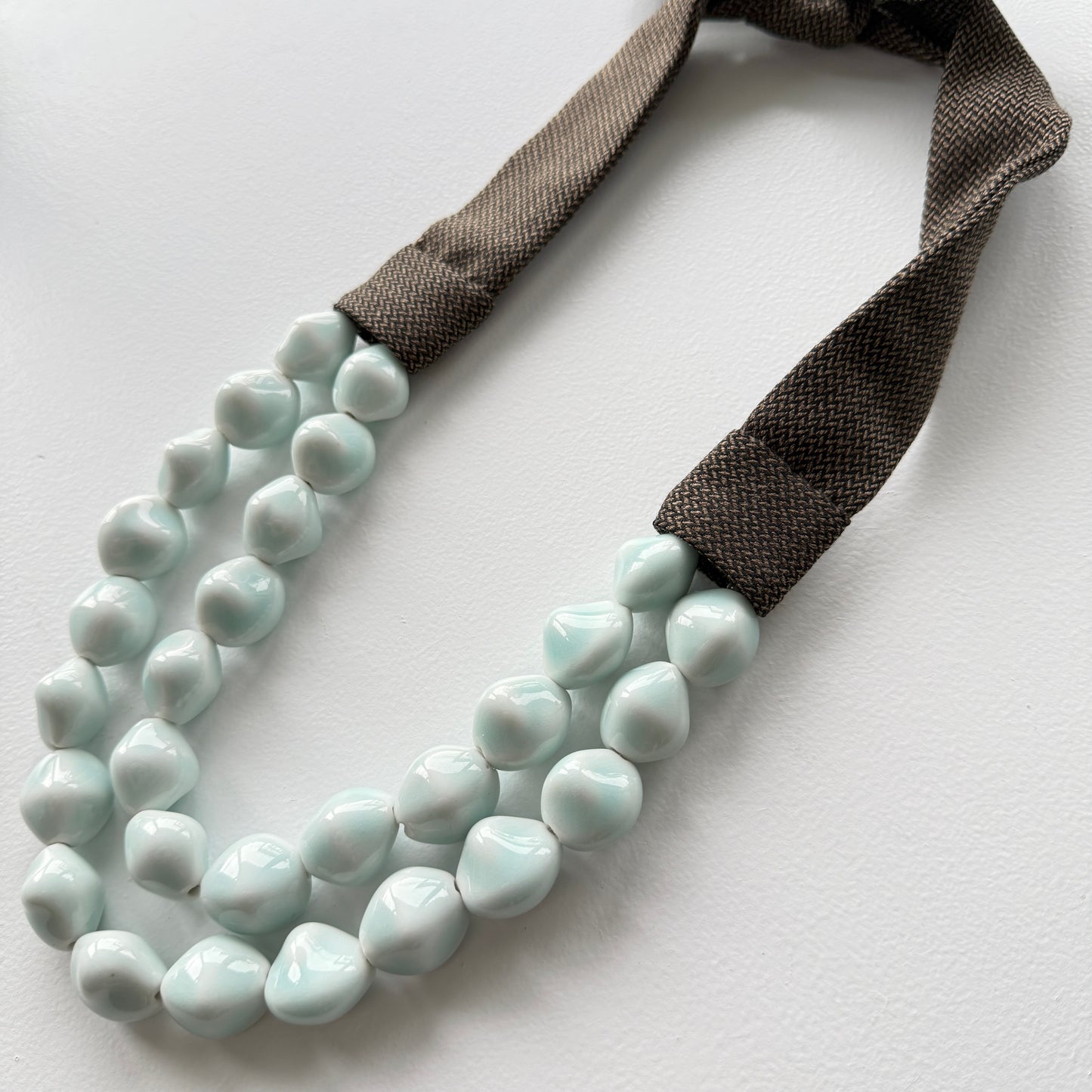 
                  
                    OOAK the short collar - porcelain pebble
                  
                