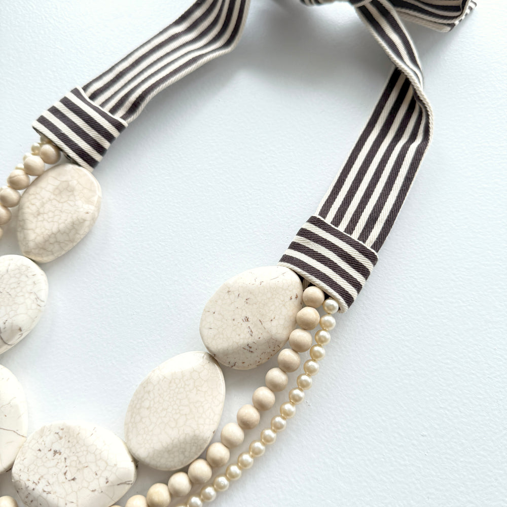 
                  
                    OOAK the short collar - statement stone
                  
                