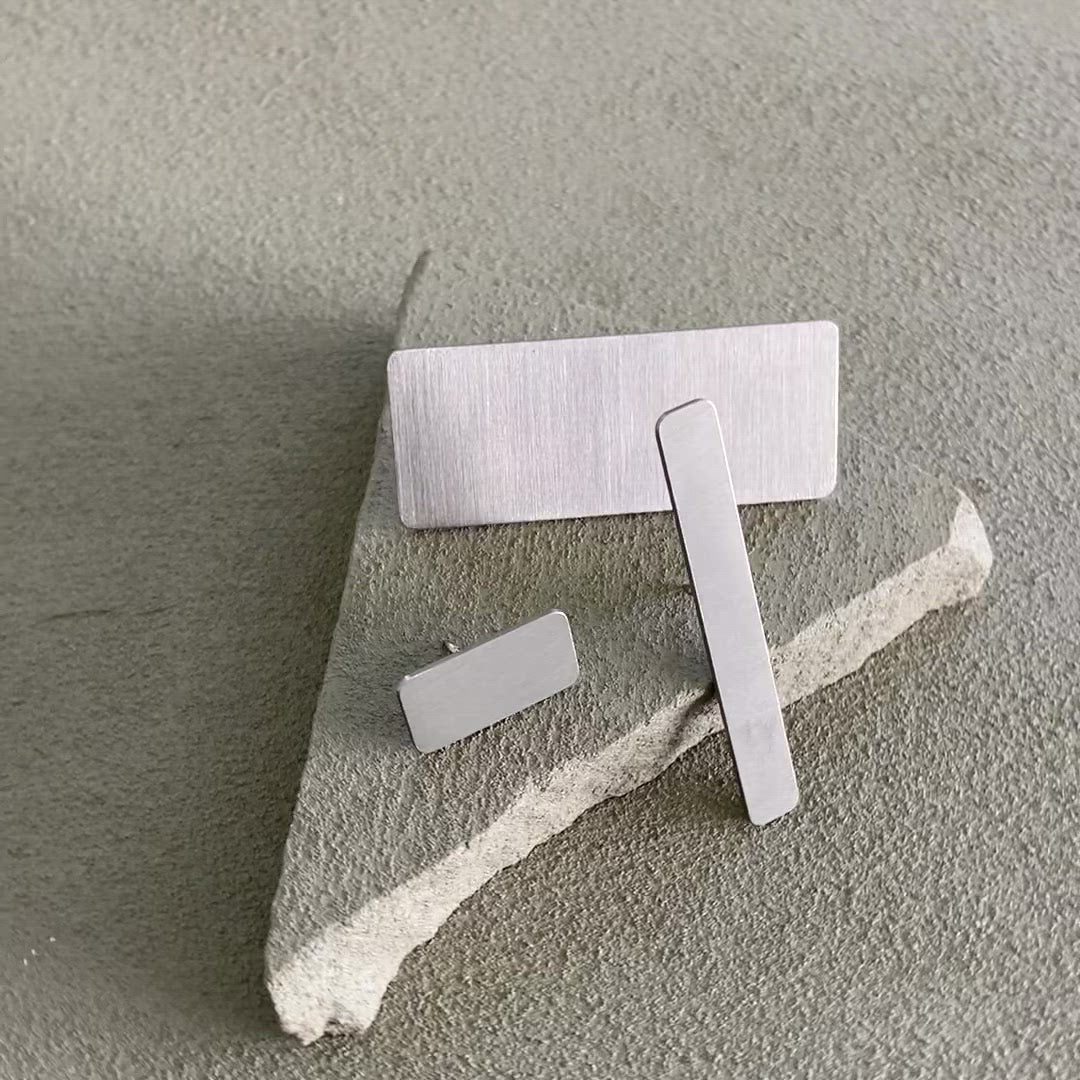 
                  
                    Load and play video in Gallery viewer, trondheim brooch set
                  
                