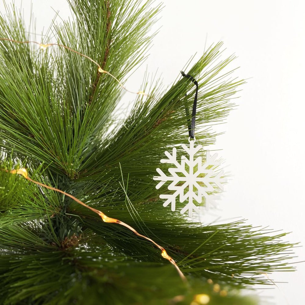
                  
                    christmas ornament - snowflake - offwhite
                  
                