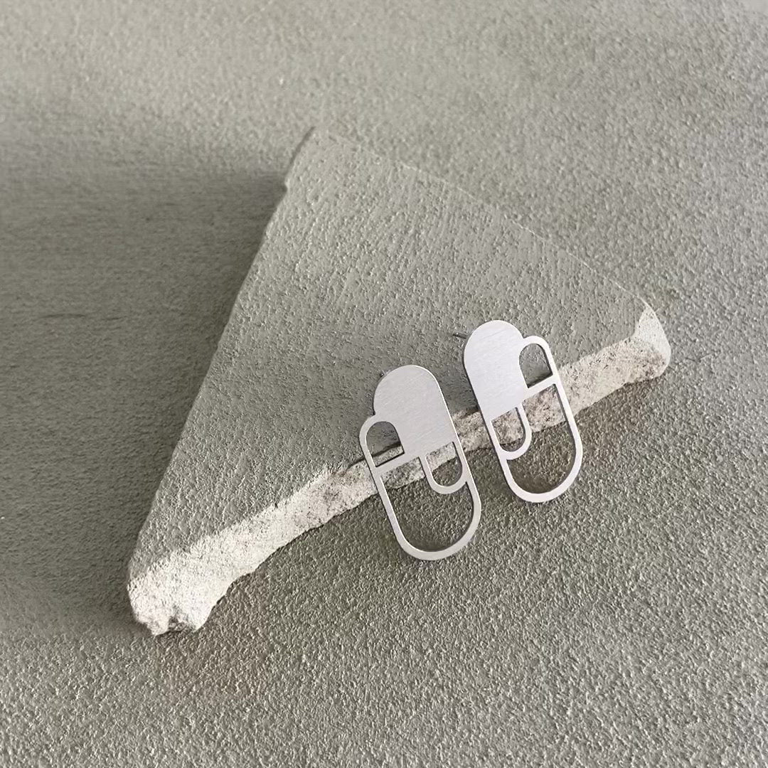 
                  
                    Load and play video in Gallery viewer, santorini earrings - small - 2 colours
                  
                