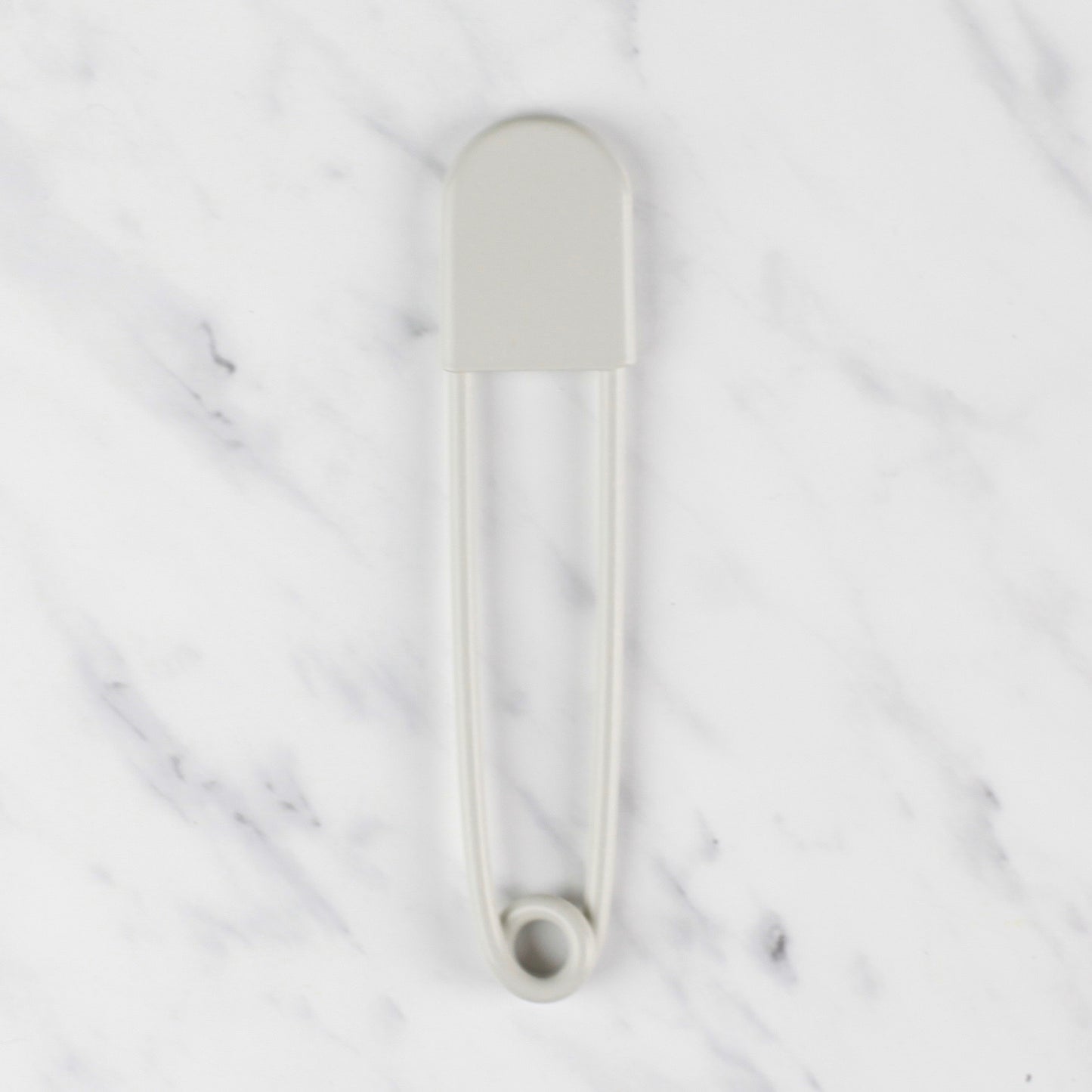 
                  
                    giant safety pin - offwhite
                  
                